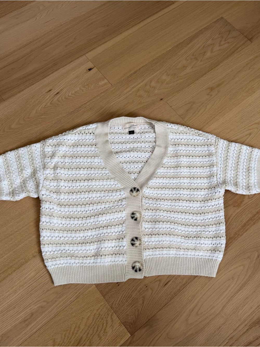 Women’s short sleeve cardigan